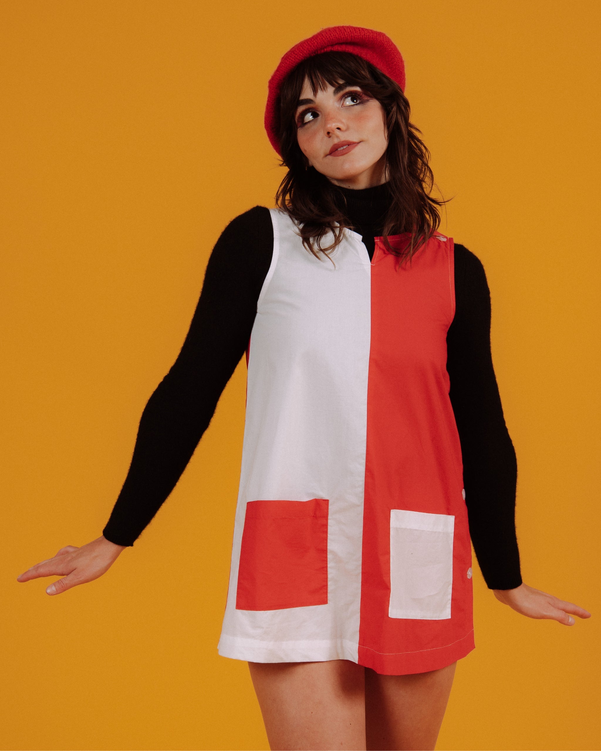 Two-Tone Smock (Red/White)