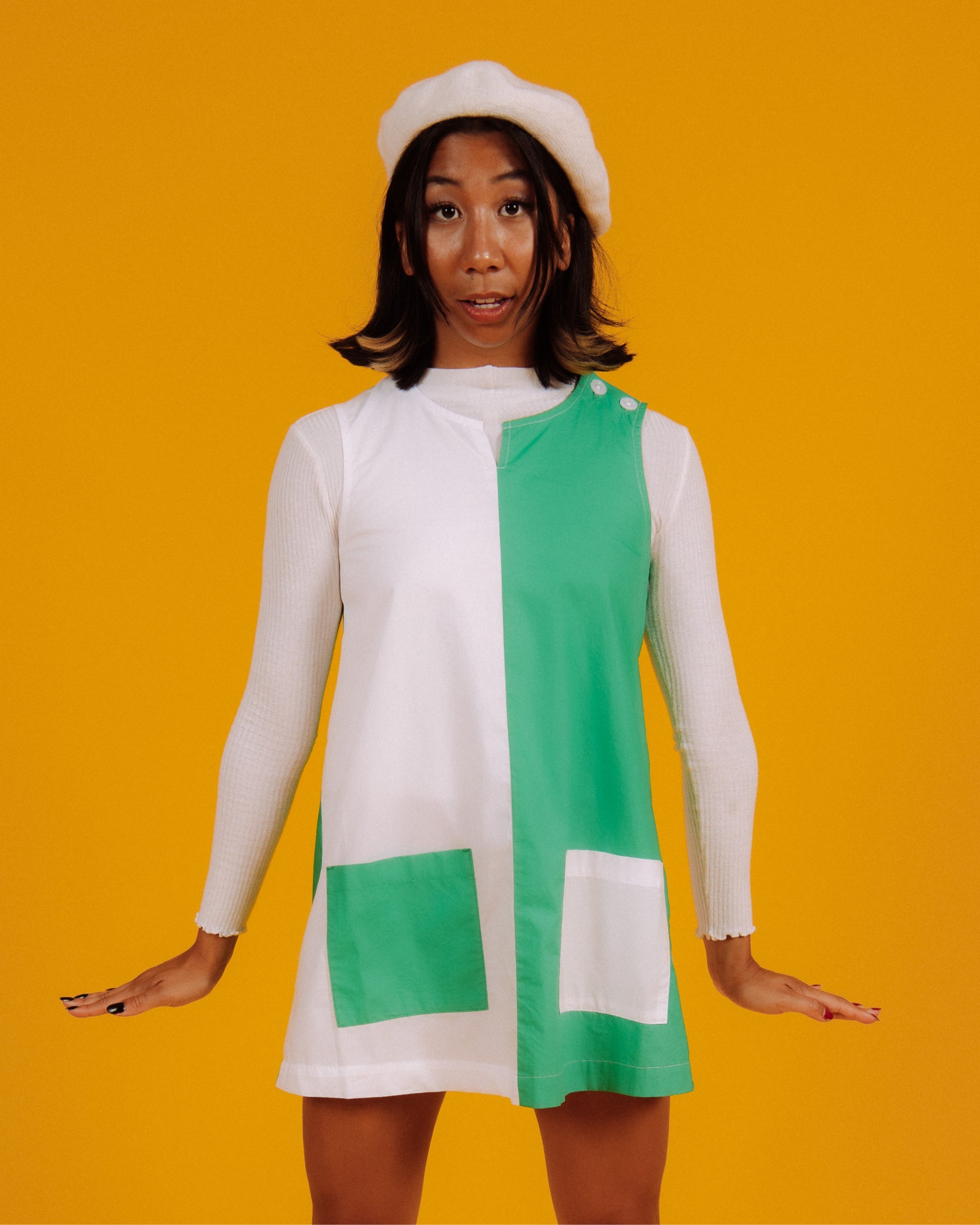 Two-Tone Smock (Green/White)